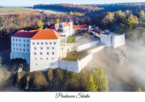 Pieskowa Skała Castle
