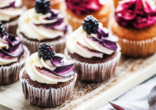 Berry cupcakes