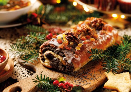 Christmas poppy seed cake